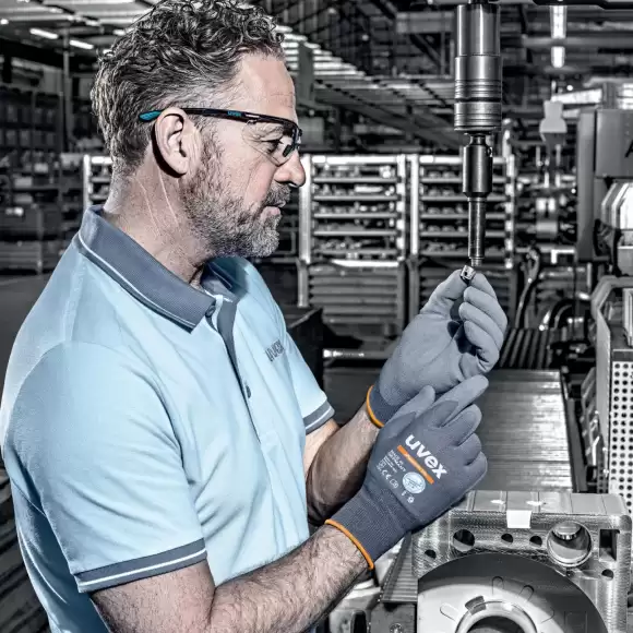 2360705_2160x2160 580x580